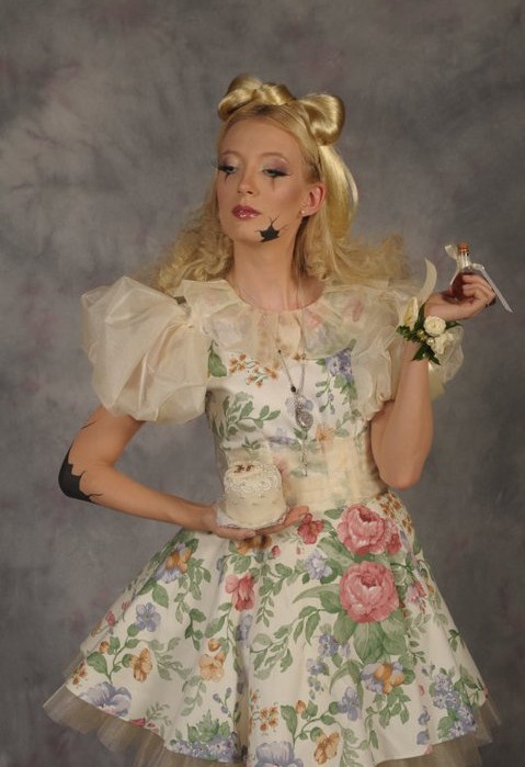 Avantgarde Dirndl